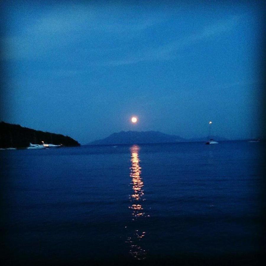Отель Poseidon Epidaurus Экстерьер фото